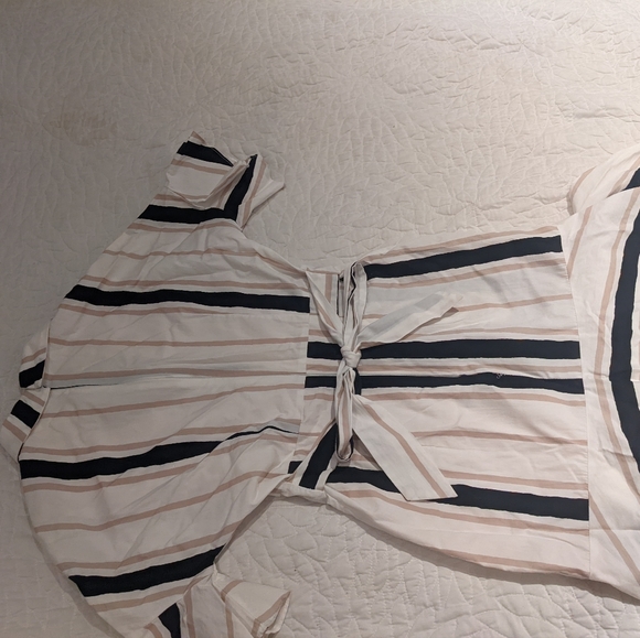 ✨ Fit and flare vertical stripe dress - Picture 7 of 7